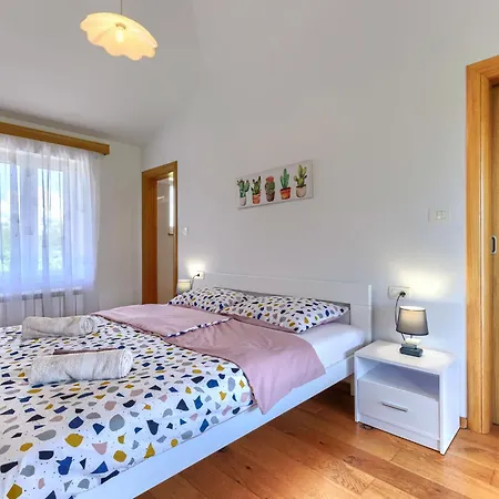 Casa de Férias Old Stone By Interhome Nedeščina