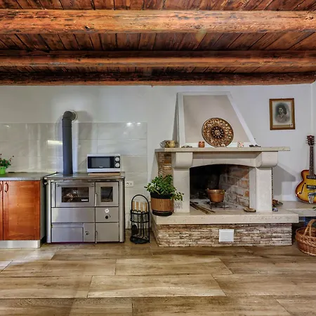 Casa de Férias Old Stone By Interhome