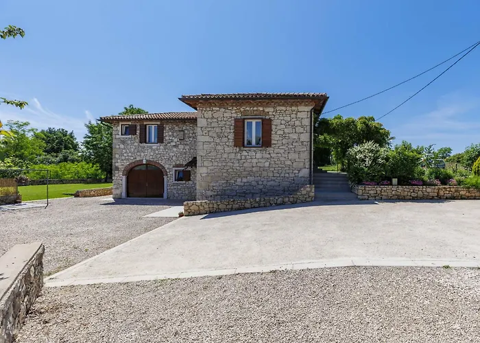 Holiday home Old Stone By Interhome